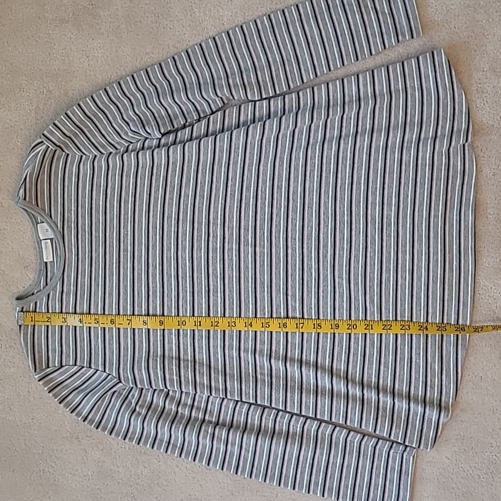 In Due Time maternity top medium